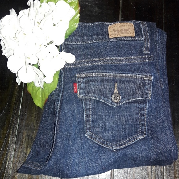 Levi's Denim - Levi's 512 Boot Cut Slimming Jeans size 4